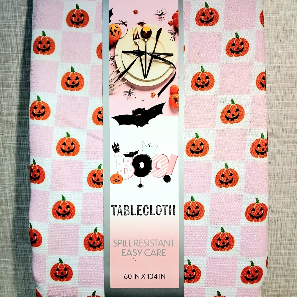 TABLECLOTH Checkered 🎃 💗 60x104" Easy-Care Spill Resistant BRAND-NEW w/tags